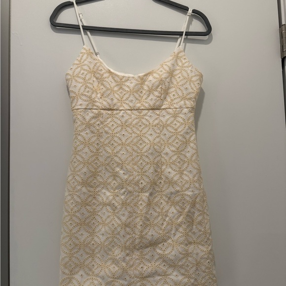 Dee Elly Elegant Pale Yellow Dress - Picture 8 of 10